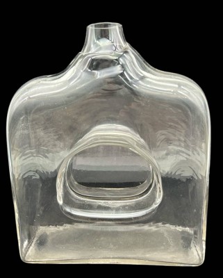 Auktion 349<br>gr. Kunstglas-Vase/Flasche, Rosenthal Studio Line, Decorativo in Vetro, Modernaratio Design, H-28 cm, 21,5x8,5 cm, mittig ausgehölt, aber mit Trennscheibe [1]