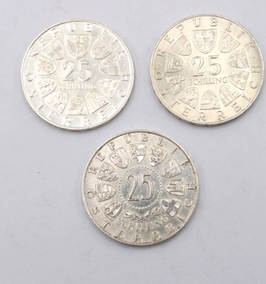 Auktion 350<br>3x div. 25 Schilling Münzen, Österreich, 1956, 1964 u. 1971, zus. 38,7gr., D-3cm [1]