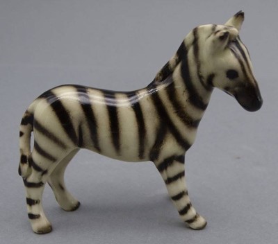 Auktion 350<br>Zebra und Schaf, bemalt, ungemarkt, H-7 cm [1]