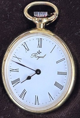 Auktion 350<br>Quartz Damen Umhängeuhr 