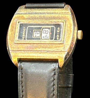 Auktion 350<br>mechan. Armbanduhr, digitale Anzeige 