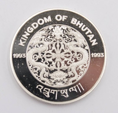 Auktion 350<br>Bhutan, 300 Ngultrum 1993, Silber, ca. 31,4gr., D-3,8cm [1]