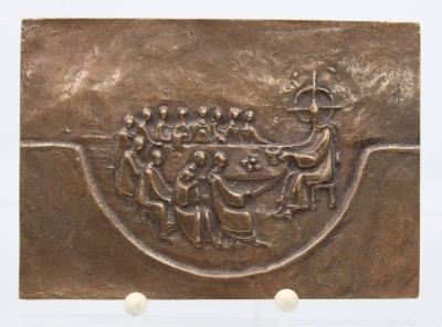 Auktion 350<br>Bronze-Platte mit Abendmahlszene, verso Etikett, 12,5 x 18cm [1]