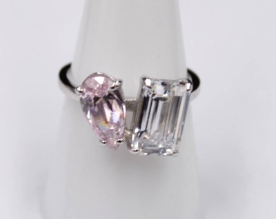 Auktion 351<br>925er Silber-Ring mit klarem und rosa Stein, 3,9gr, RG 57 [1]