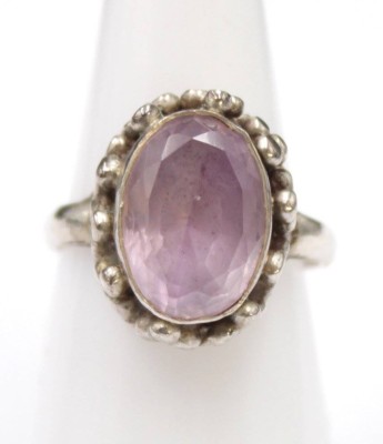 Auktion 351<br>925er Silber-Ring, m. Amethyst, 6,5gr., RG 55 [1]