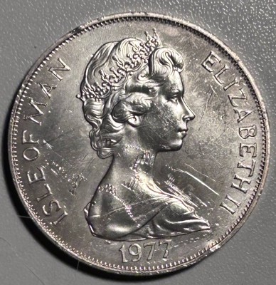 Auktion 351<br>One Crown, Isle of Man 1977, Elizabeth II, Silber, 28,7 gr, Rand leicht beschädigt [1]