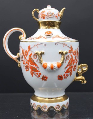 Auktion 352<br>Zierobjekt in Form eines Samovars, Lomonossov St. Petersburg, H-21,5cm [1]