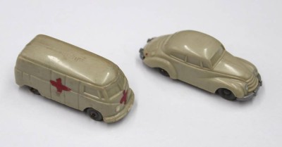 Auktion 352<br>2x VW-Autos, 1x Wiking 1x wohl Wiking, Altersspuren, ca. L-5cm [1]