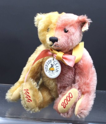 Auktion 352<br>gr. Teddy von Steiff 1999/2000, kompl., H-31cm [1]