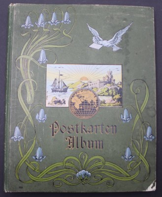 Auktion 352<br>Postkartenalbum, mit ca. 100 div. Karten, Kindermotive, ca. 1900/20 [1]