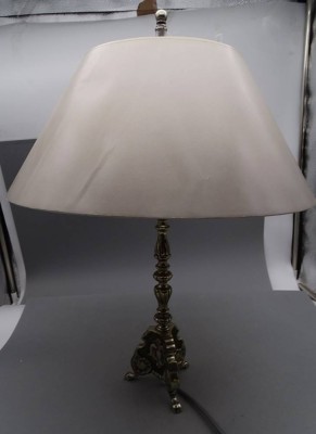 Auktion 352<br>Tischlampe mit versilberten Stand, 20. Jhd.H-ca. 53 cm [1]