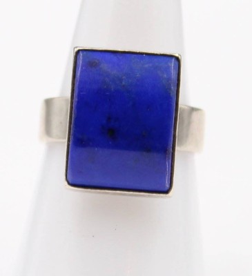 Auktion 353<br>835 Silberring mit Lapislazuli , RG - 56 , Gewicht zus. 8,6 gr. [1]