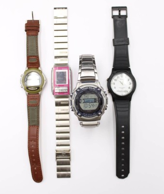 Auktion 353<br>4x div. Casio-Armbanduhren, Funktionen nicht geprüft, Tragespuren, ca. D-4,4cm [1]