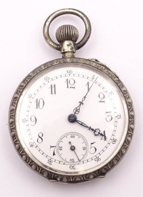 Auktion 354<br>mech,Taschenuhr in 800er Silber, Werk läuft, verso Hirsch-Darstellung, D-4,5cm [1]