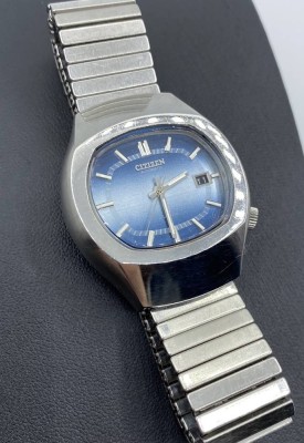 Auktion 354<br>HAU Citizen , Automatik, Werk läuft, Edelstahl, Gehäuse 37x43mm, sehr guter Zustand [1]