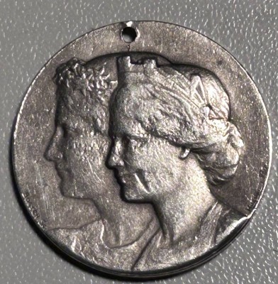 Auktion 354<br>Silber-Anhänger Eidgenöss. Schützenfest Zürich 1907, D-2,7 cm, 10,5 gr. [1]