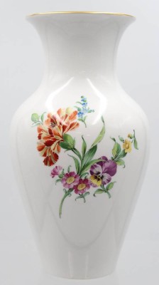 Auktion 354<br>hohe Vase, KPM Berlin, Blumnen-u. Insektenmalerei, Szepter u. Reichsapfel, H-27,5cm [1]