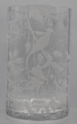 Auktion 354<br>Vase mit weissem Dekor, Tablestories, Entw. Tord Boontje, 2005, H-18cm D-11cm [1]