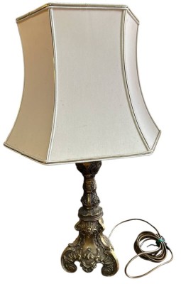 Auktion 354<br>grosse Tischlampe mit massiven, schweren Messingstand, H-75 cm [1]