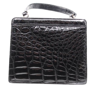 Auktion 355<br>Damenhandtasche, Reptilienleder, gute Erhaltung, 19 x 21cm [1]