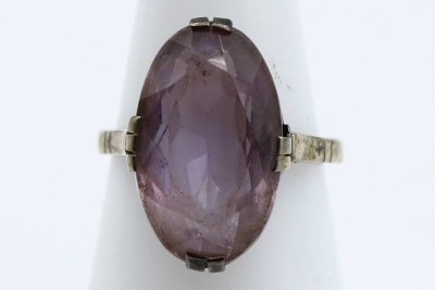 Auktion 355<br>Art-Déco Silber-Ring, facett. Amethyst, 3,4gr., RG 54 [1]