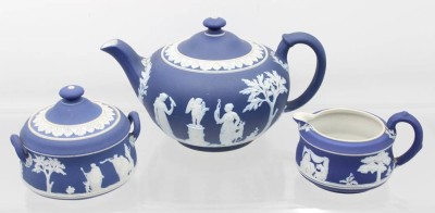 Auktion 355<br>Teekern, Wedgewood, älter, Kanne H-12cm [1]