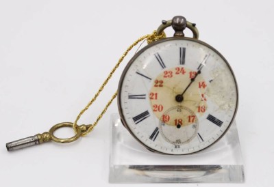 Auktion 356<br>Taschenuhr um 1910/20, Schlüsselwerk läuft, Ziffernblattbeschädigt, Sekunde fehlt, Gehäuse mit Altersspuren, D-4,3cm [1]