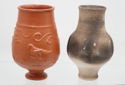 Auktion 356<br>2x Vasen, Museumsrepliken, Historisches Museum Speyer, ca. H-14cm [1]