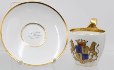 Auktion 356<br>Stundentika Tasse mit U.T., jug. Corps Boroussia Bonnzu Lynar, A., Graf, 1855, Tasse ca. H-11cm [1]