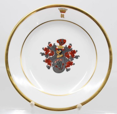 Auktion 356<br>Studentika-Wappenteller, jug. Corps Boroussia Bonn, Niesewand, Franz v., 1856, D-20cm [1]