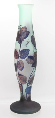 Auktion 356<br>hohe Vase, bez. Gallé, wohl Typ, florales Dekor, ca. H-42cm [1]