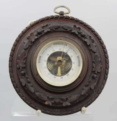 Auktion 356<br>Barometer, älter, Holzrahmen, ca. D-18cm [1]