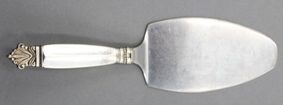 Auktion 356<br>kl. Heber, Georg Jensen, Sterlinggriff, L-16,3cm [1]