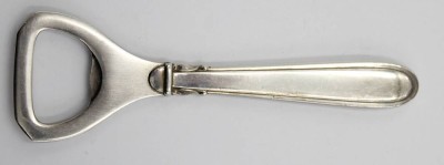 Auktion 356<br>Flaschenöffner, Silbergriff, Dänemark 1947, Druckstellen und Namensgravur, L-12,8cm [1]