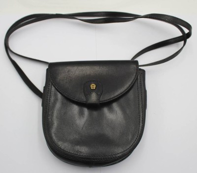 Auktion 356<br>Damen-Ledertasche, Aigner, guter Zustand, ca. 15 x 15cm [1]