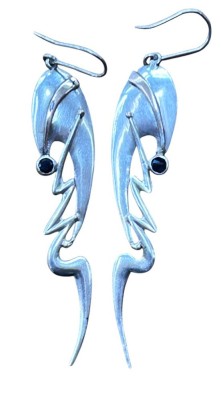 Auktion 356<br>Paar lange Ohrhänger, Silber-925-, blaue Steine, L- ca. 6,5 cm, 3,8 gr [1]