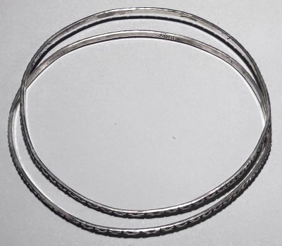 Auktion 356<br>2x Silber-800- Armreifen, D-6 cm,  7,3 gr. [1]