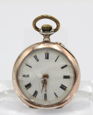 Auktion 356<br>Damen-Taschenuhr, Silbergehäuse, Werk steht, Glas defekt, ca. D-3cm [1]