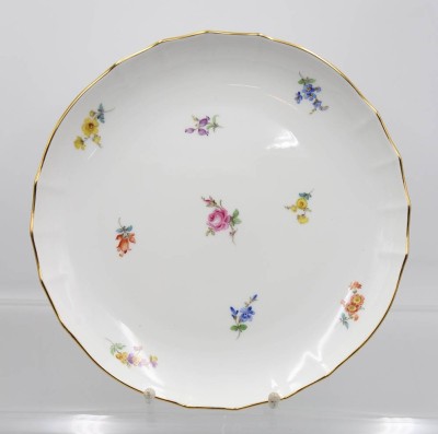 Auktion 356<br>Anbietschale, Meissen, Schwertermarke, Streublümchen, 1. Wahl, D-27,5cm [1]