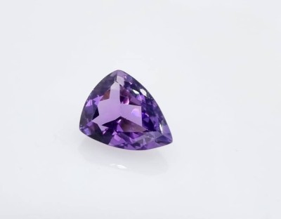 Auktion 357<br>58. Amethyst, 8,75ct., Trillion cut, 16x12x8mm [1]