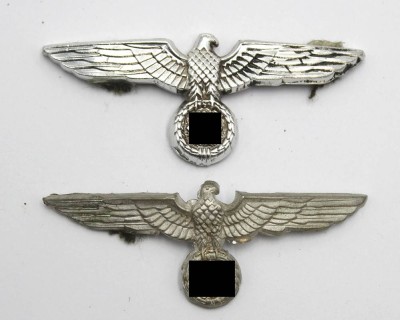 Auktion 357<br>2x div. Uniform-Adler, ca. B-6,5cm, wohl aus der Zeit. [1]